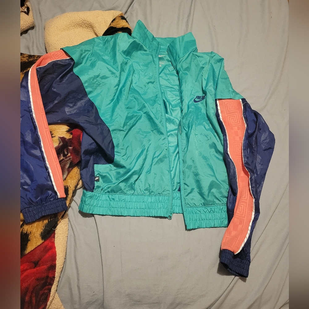 Freak win breaker (Nike)